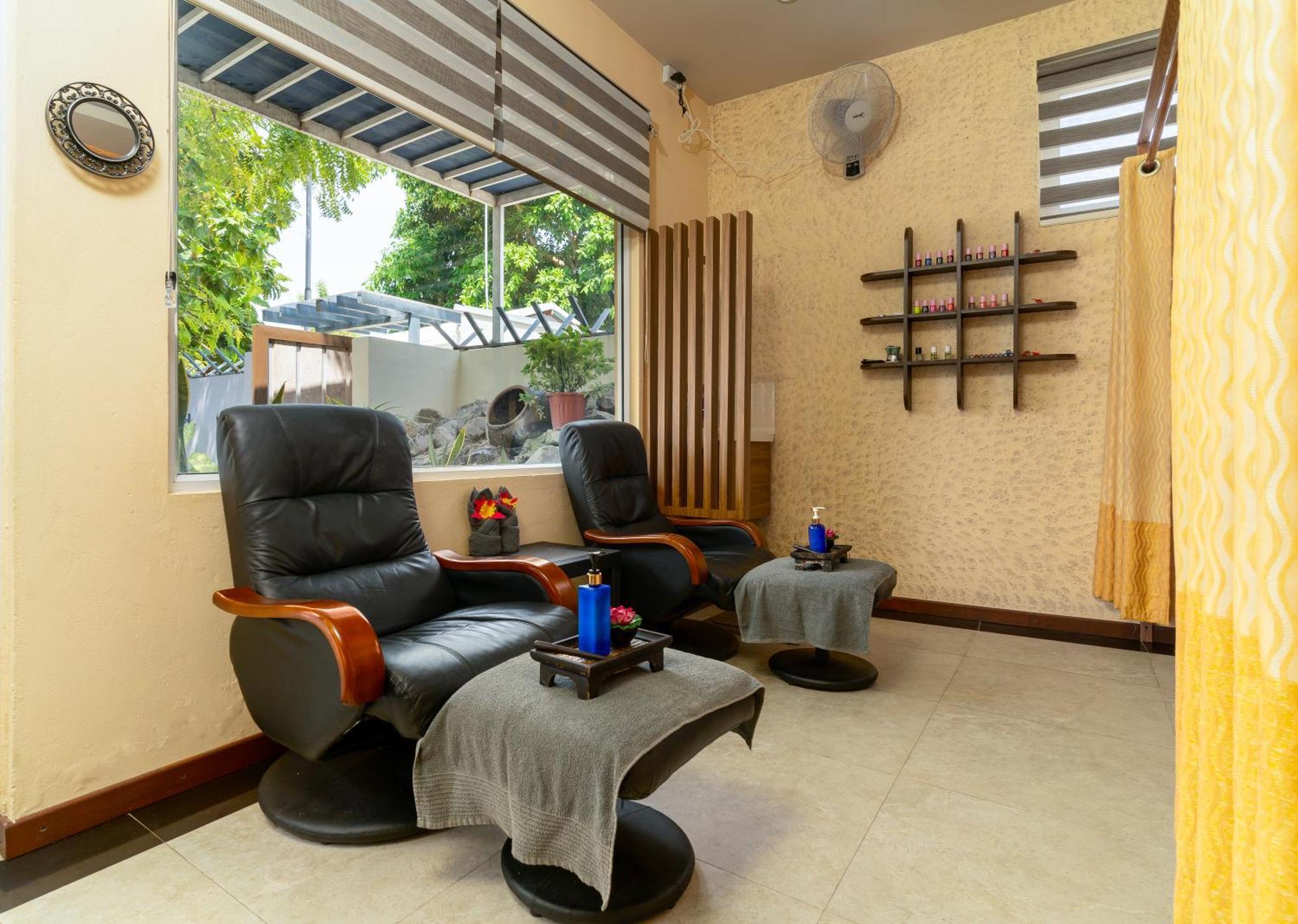 Nala Veli Beach & Spa Ukulhas Екстериор снимка