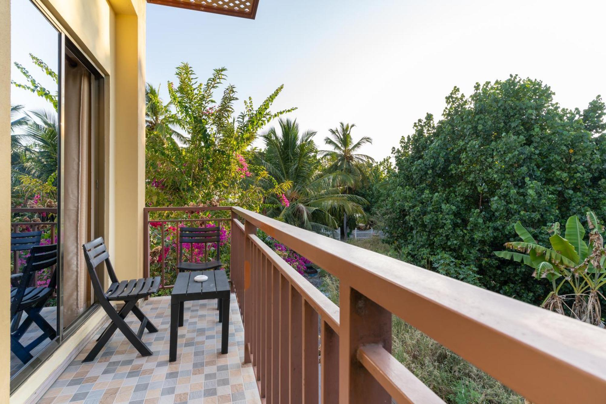 Nala Veli Beach & Spa Ukulhas Екстериор снимка