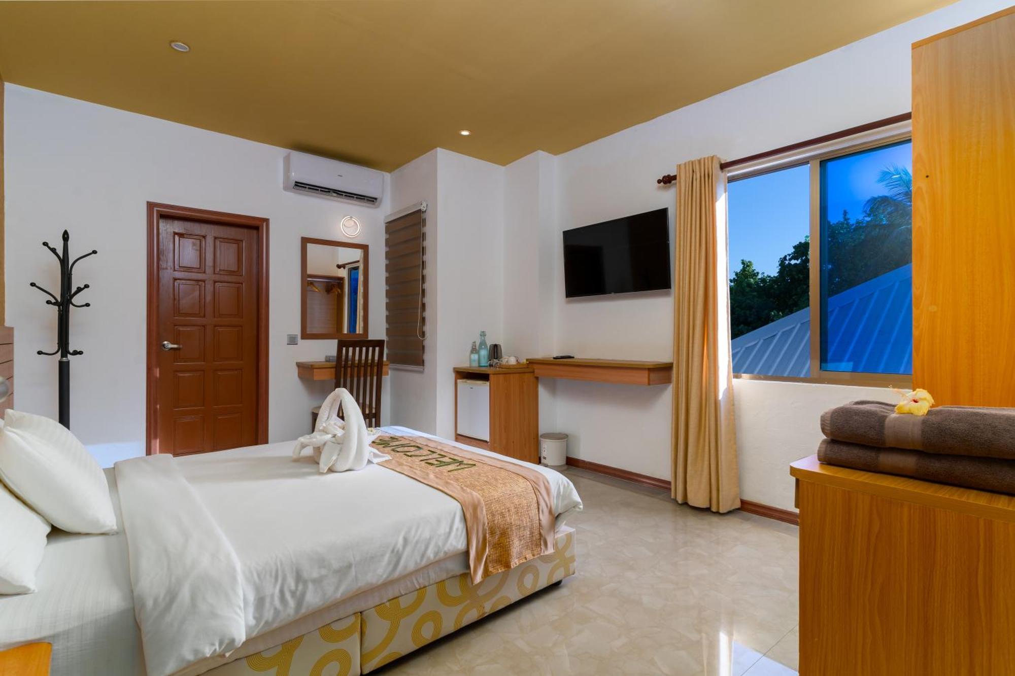 Nala Veli Beach & Spa Ukulhas Екстериор снимка
