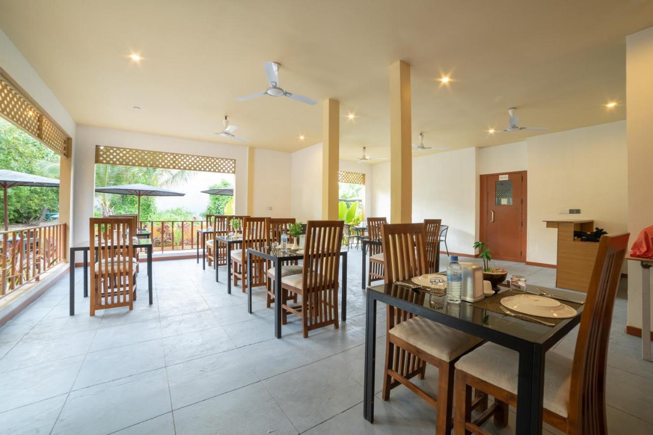 Nala Veli Beach & Spa Ukulhas Екстериор снимка