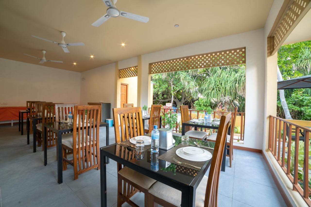 Nala Veli Beach & Spa Ukulhas Екстериор снимка